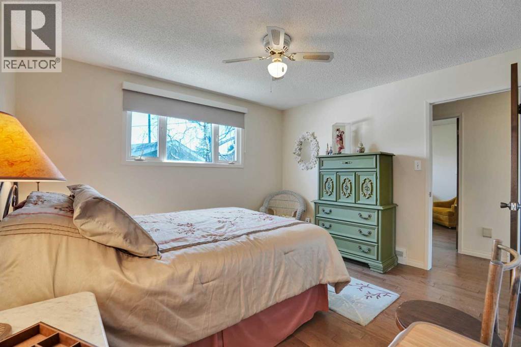 228 Dovercrest Place Se, Calgary, Alberta  t2b 1y5 - Photo 15 - A2309195