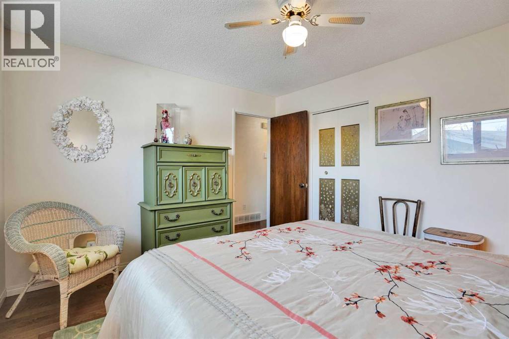 228 Dovercrest Place Se, Calgary, Alberta  t2b 1y5 - Photo 21 - A2309195