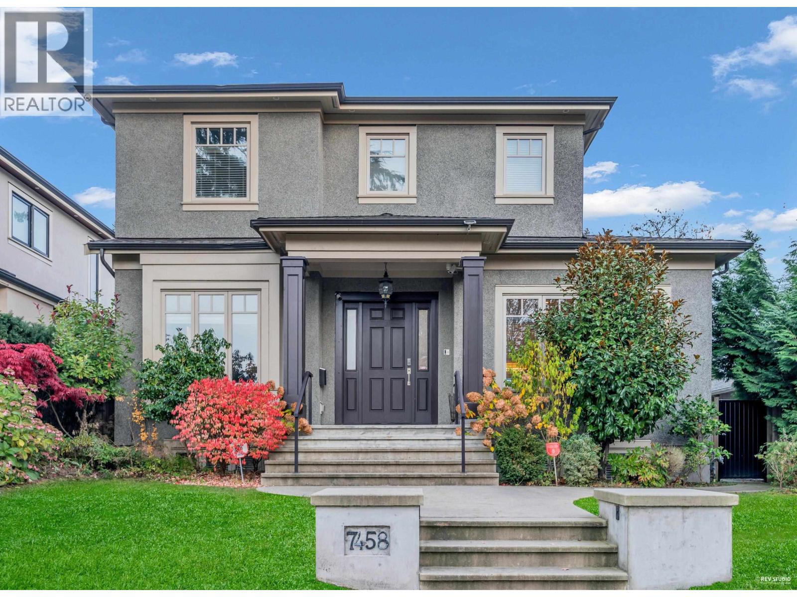 7458 Maple Street, Vancouver, British Columbia  V6P 5P7 - Photo 2 - R3121844