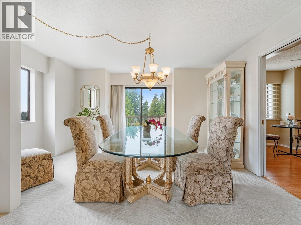 8355 Nelson Avenue, Burnaby, British Columbia  V5J 4E8 - Photo 5 - R3122391