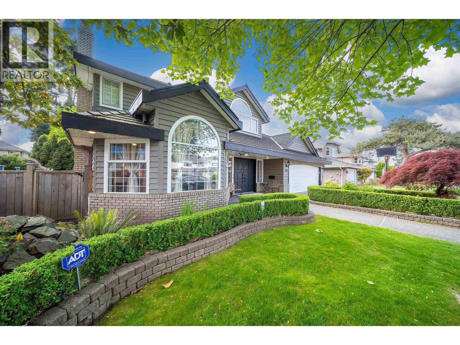 6411 Bouchard Court, Richmond, British Columbia  V7C 5W3 - Photo 4 - R3122395