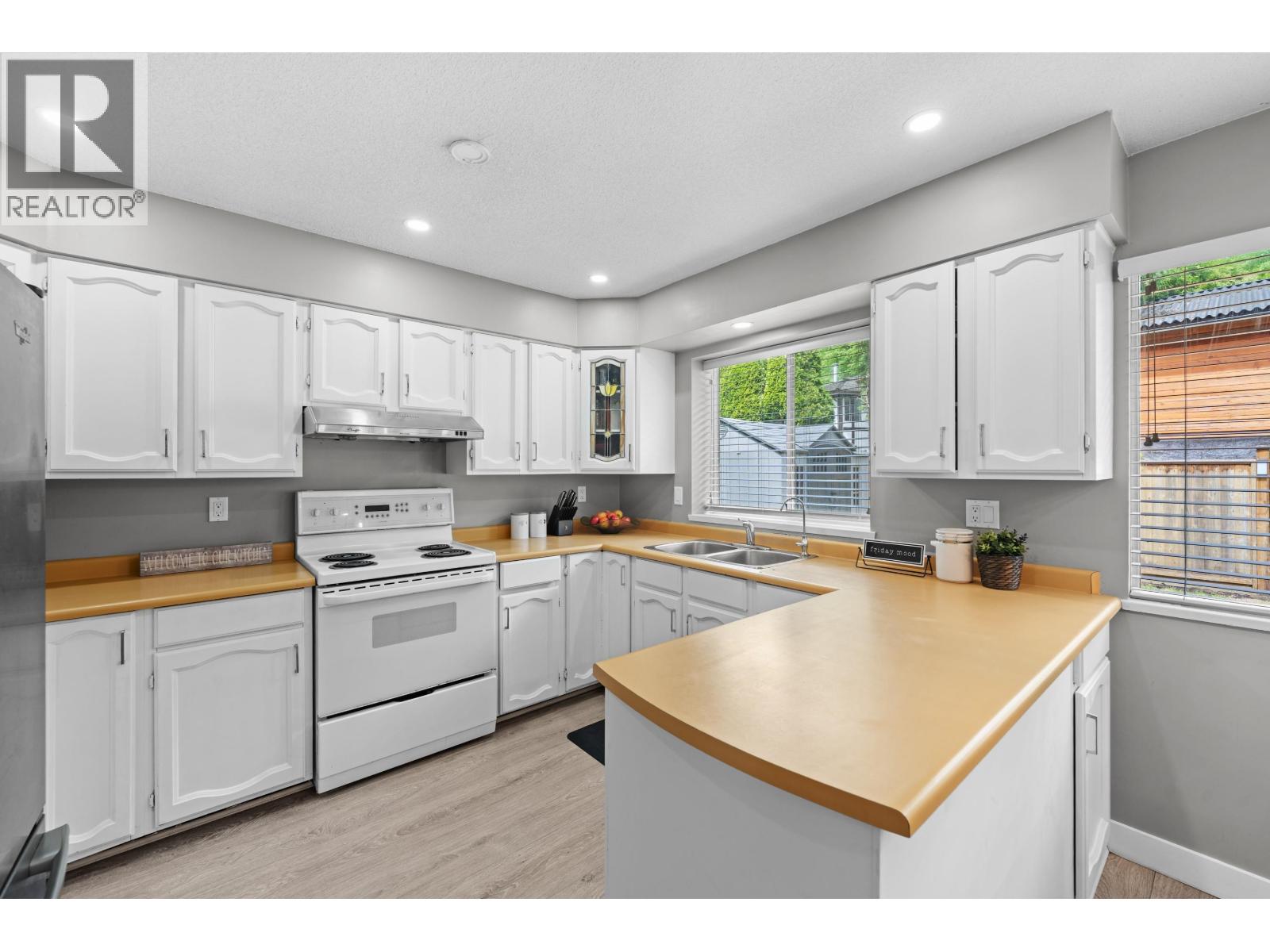 5379 Opal Place, Richmond, British Columbia  V7C 5B4 - Photo 17 - R3122406