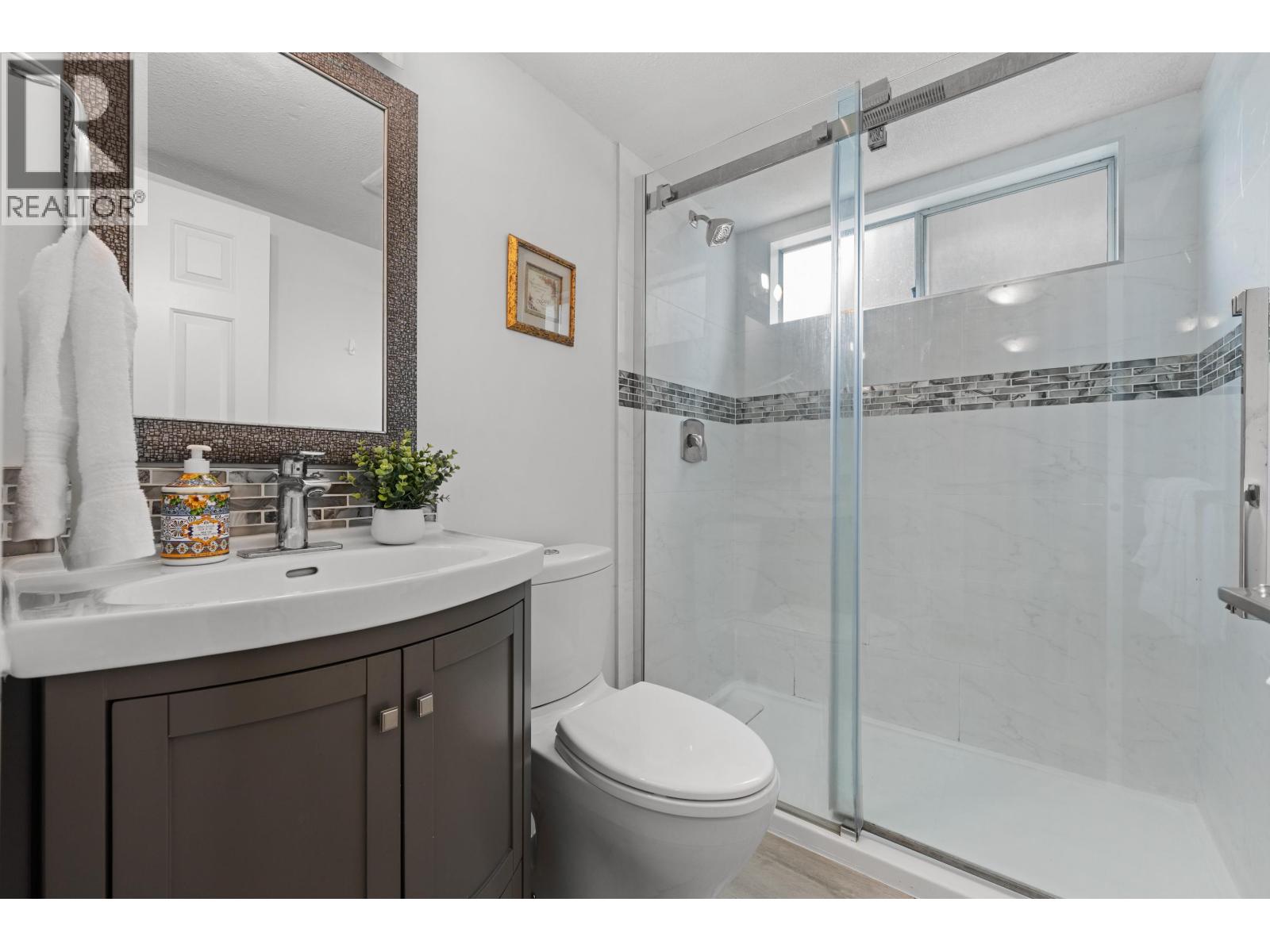 5379 Opal Place, Richmond, British Columbia  V7C 5B4 - Photo 23 - R3122406