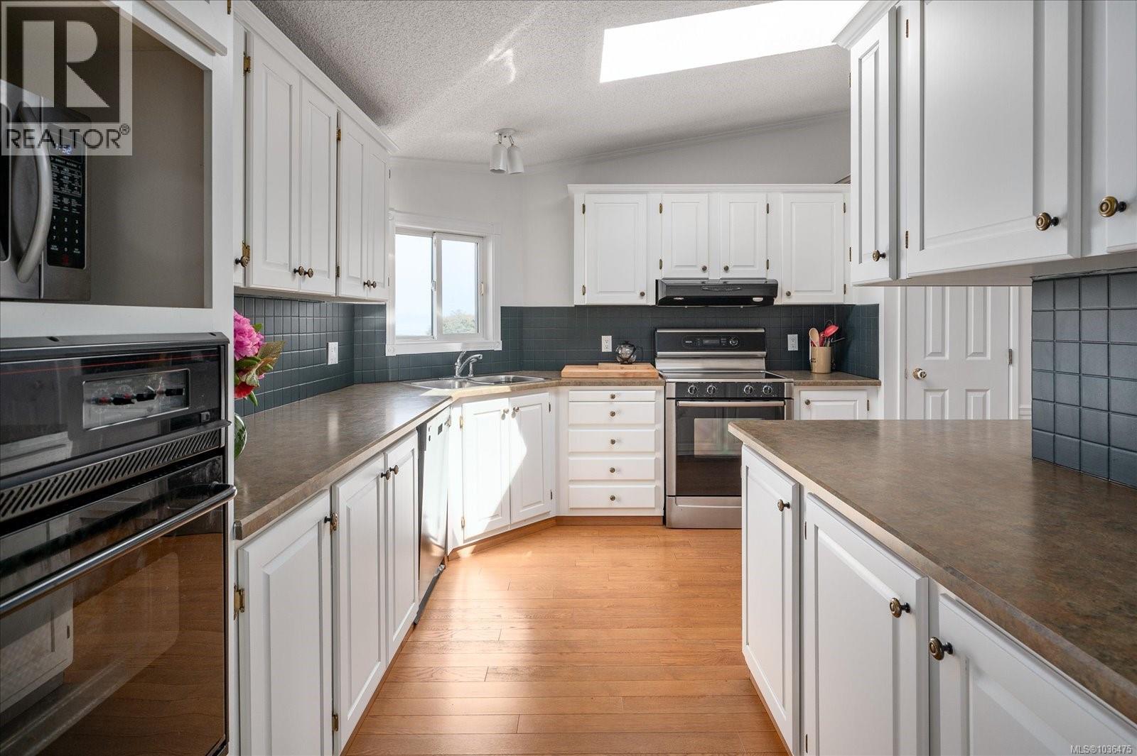49 2301 Arbot Rd, Nanaimo, British Columbia  V9R 5K3 - Photo 5 - 1036475