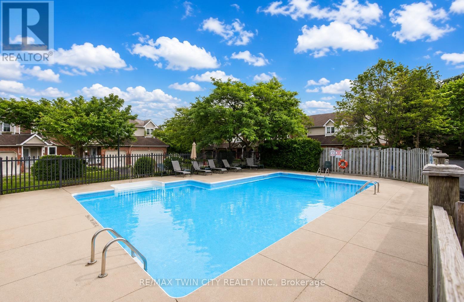 109 Ashberry Place, Waterloo, Ontario  N2T 1G8 - Photo 44 - X13021402