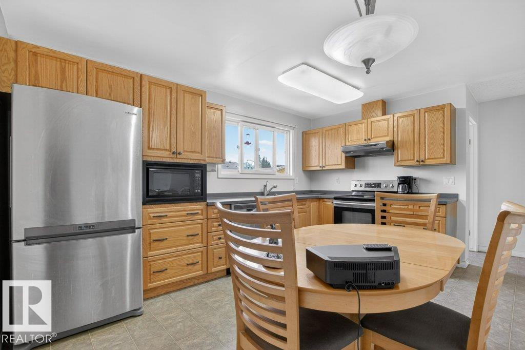 882 Knottwood Rd S Nw, Edmonton, Alberta  T6K 3C3 - Photo 10 - E4487073