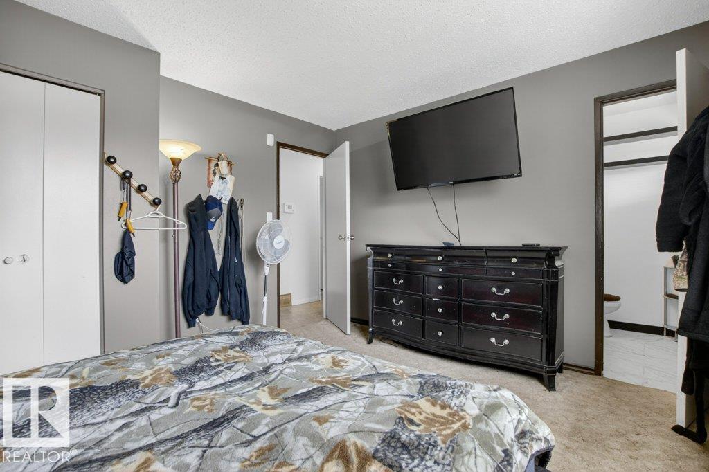 882 Knottwood Rd S Nw, Edmonton, Alberta  T6K 3C3 - Photo 19 - E4487073
