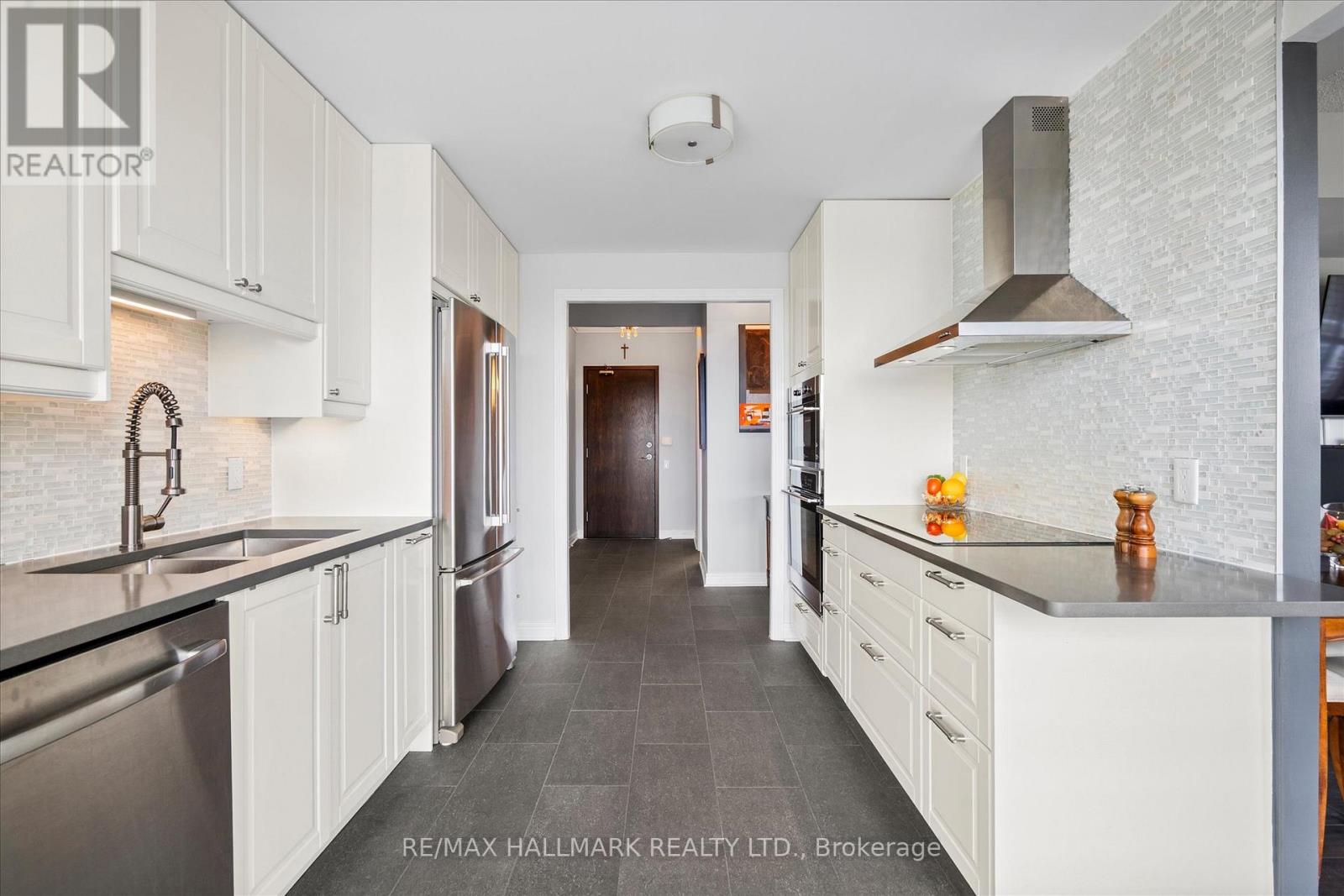 611 - 350 Mill Road, Toronto, Ontario  M9C 5R7 - Photo 13 - W13114238