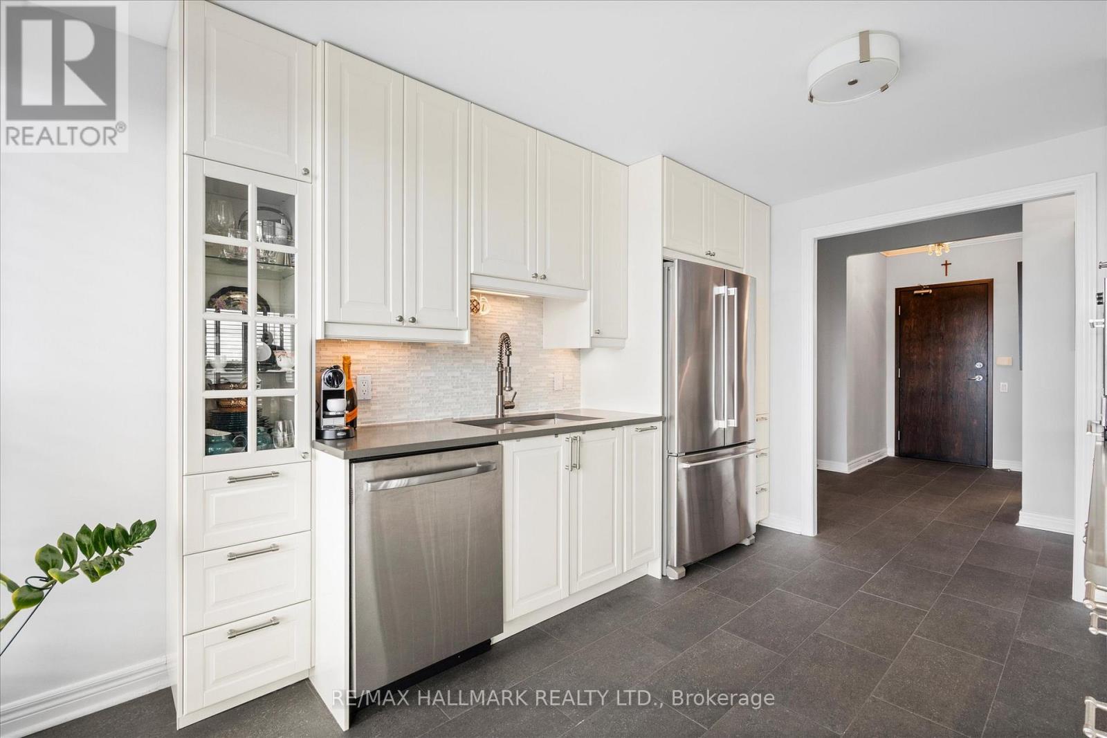 611 - 350 Mill Road, Toronto, Ontario  M9C 5R7 - Photo 14 - W13114238