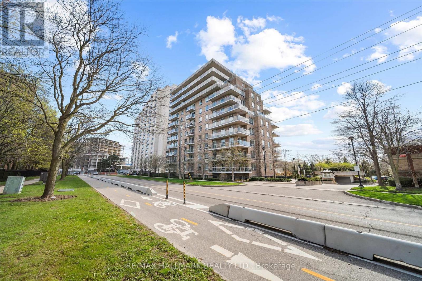 611 - 350 Mill Road, Toronto, Ontario  M9C 5R7 - Photo 2 - W13114238