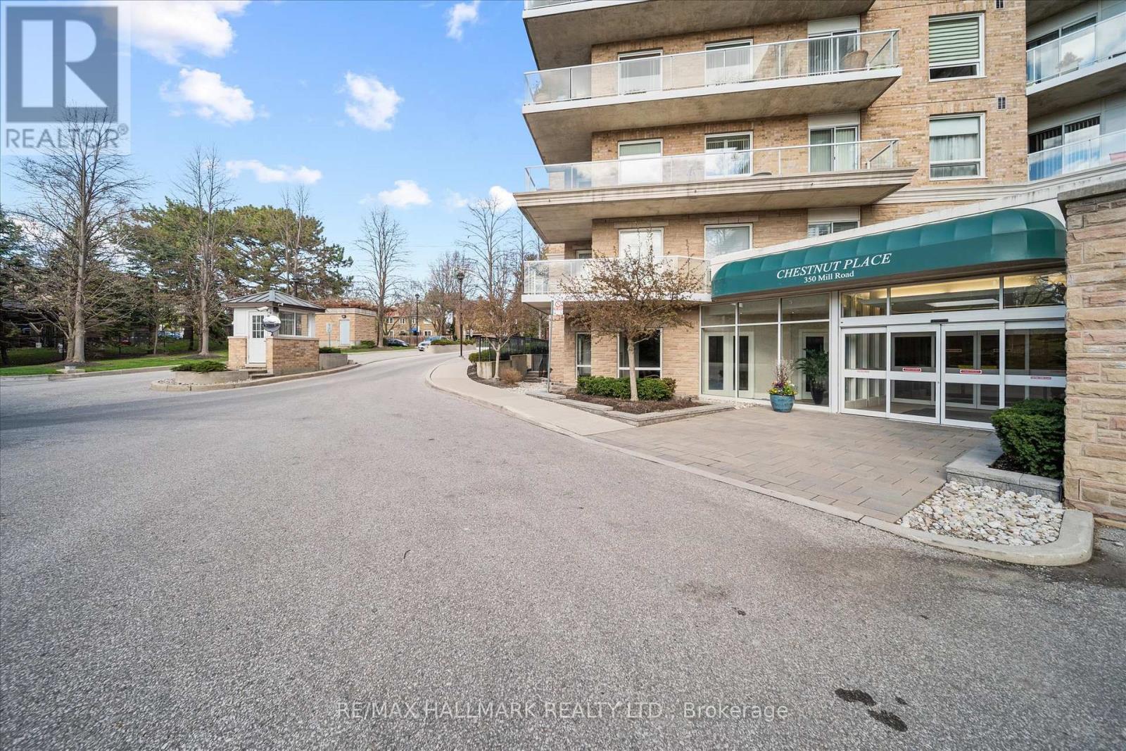 611 - 350 Mill Road, Toronto, Ontario  M9C 5R7 - Photo 3 - W13114238