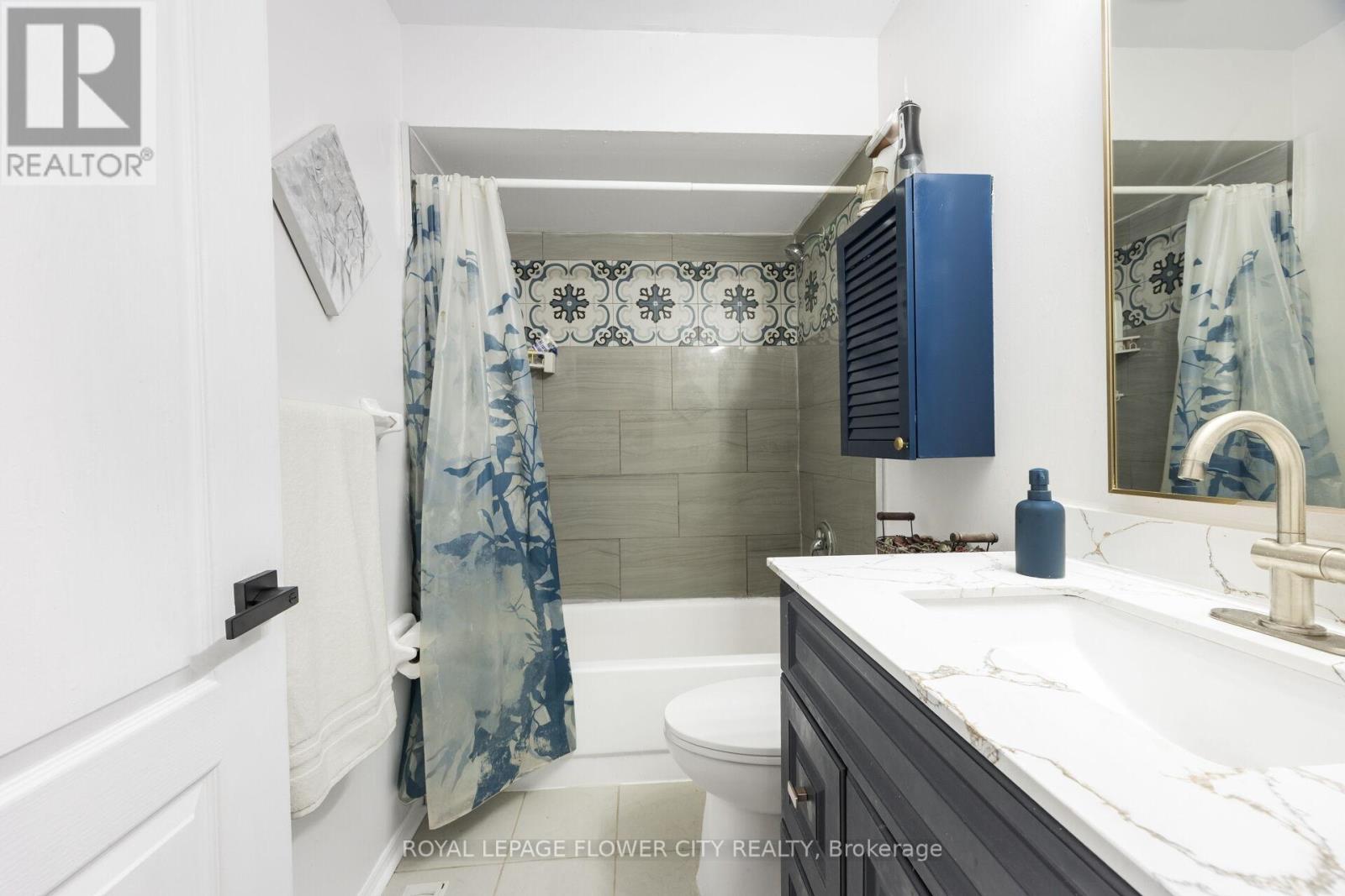 54 Fern Valley Crescent, Brampton, Ontario  L6R 1K6 - Photo 14 - W13114252
