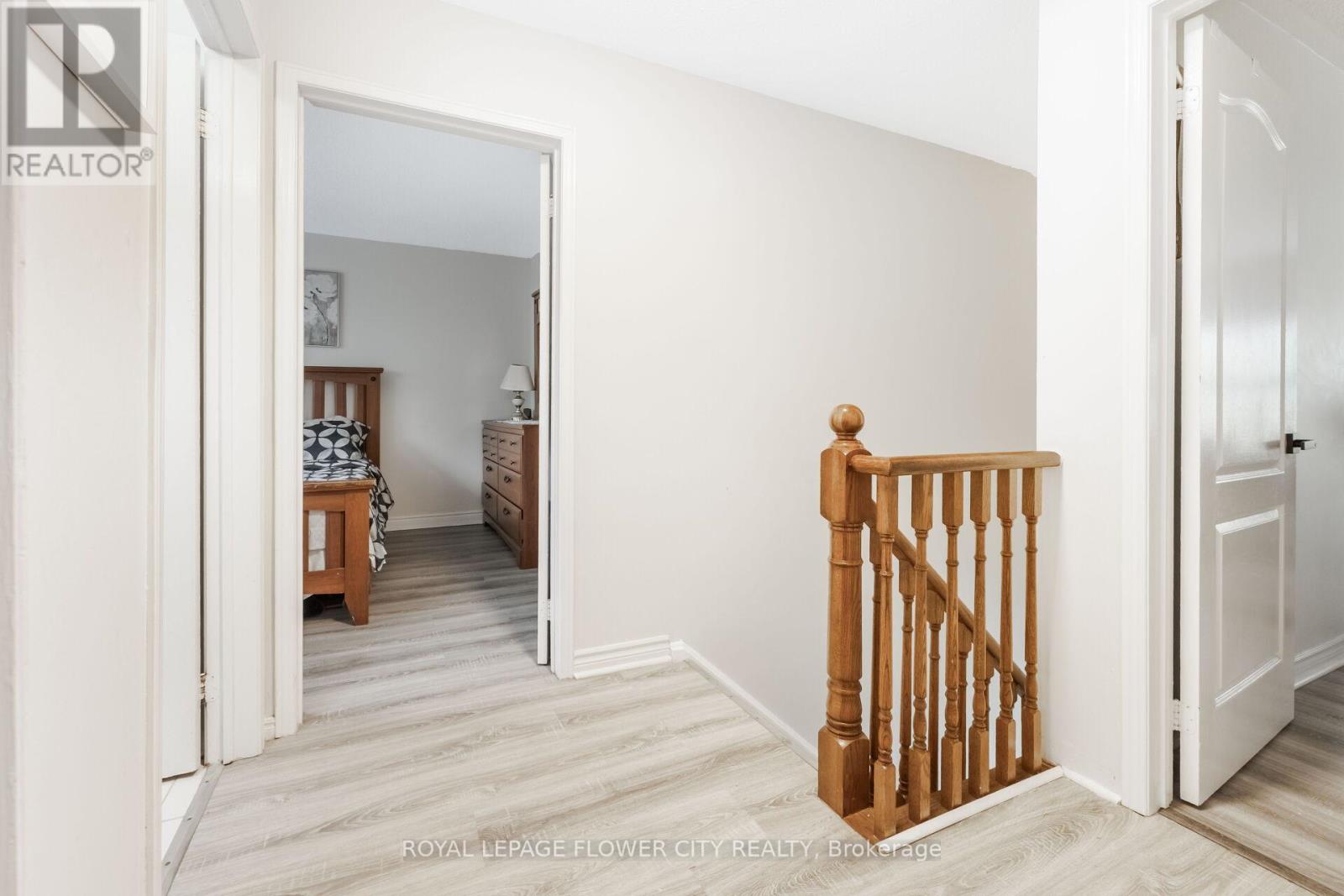 54 Fern Valley Crescent, Brampton, Ontario  L6R 1K6 - Photo 21 - W13114252