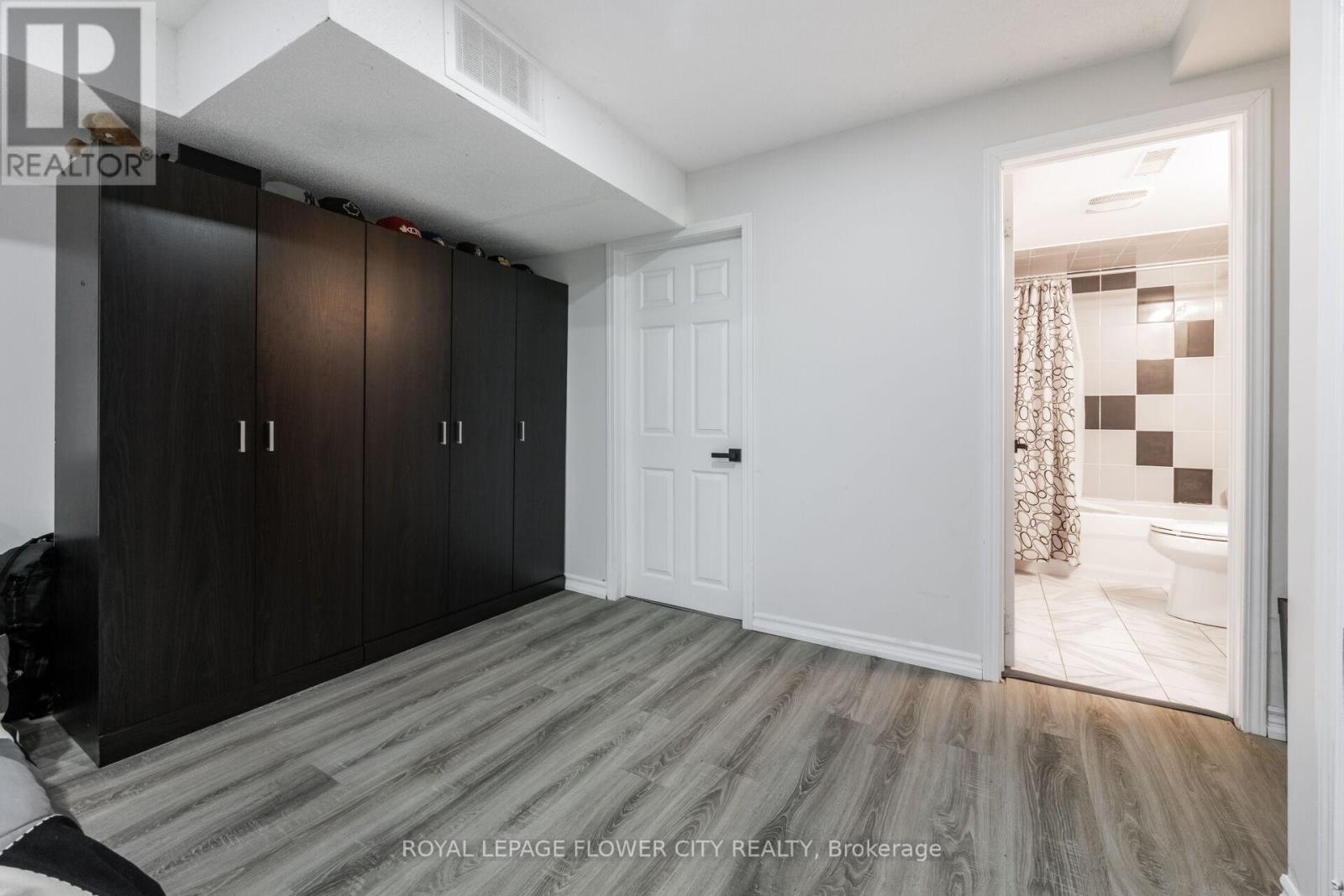 54 Fern Valley Crescent, Brampton, Ontario  L6R 1K6 - Photo 22 - W13114252