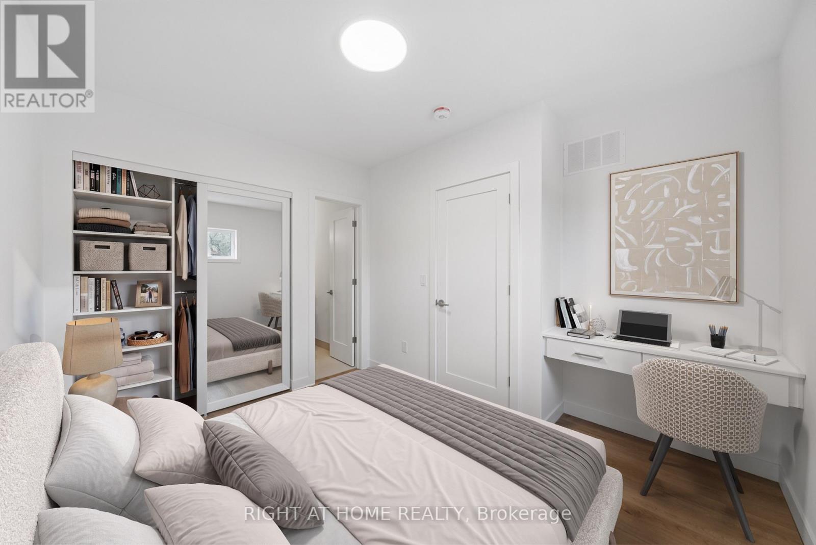 11 - 91 Barton Avenue, Toronto, Ontario  M6G 1P7 - Photo 7 - C12960316