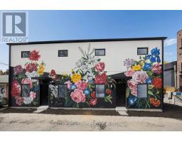 11 - 91 BARTON AVENUE, Toronto, Ontario