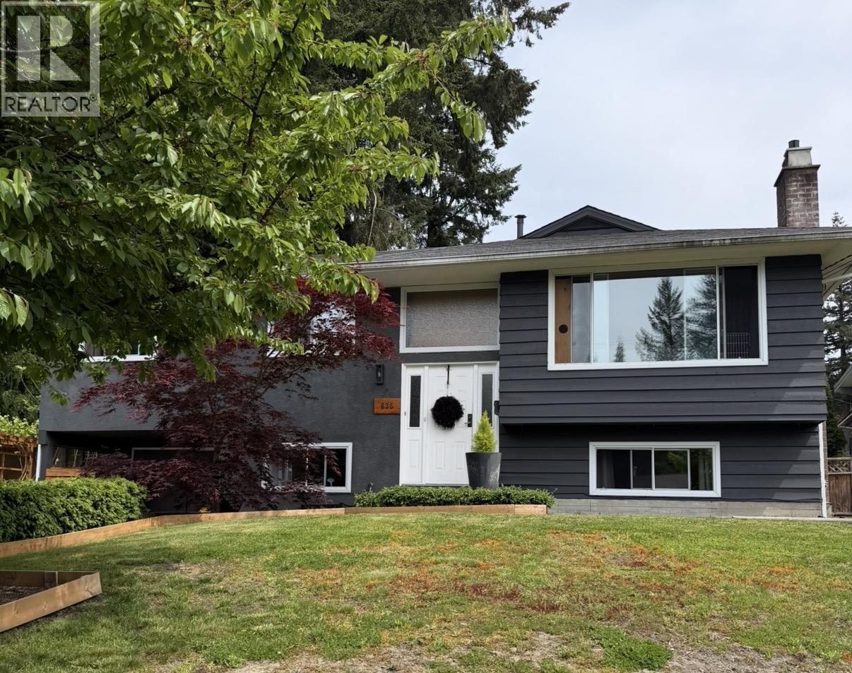 635 Midvale Street, Coquitlam, British Columbia  V3J 6M1 - Photo 2 - R3102167