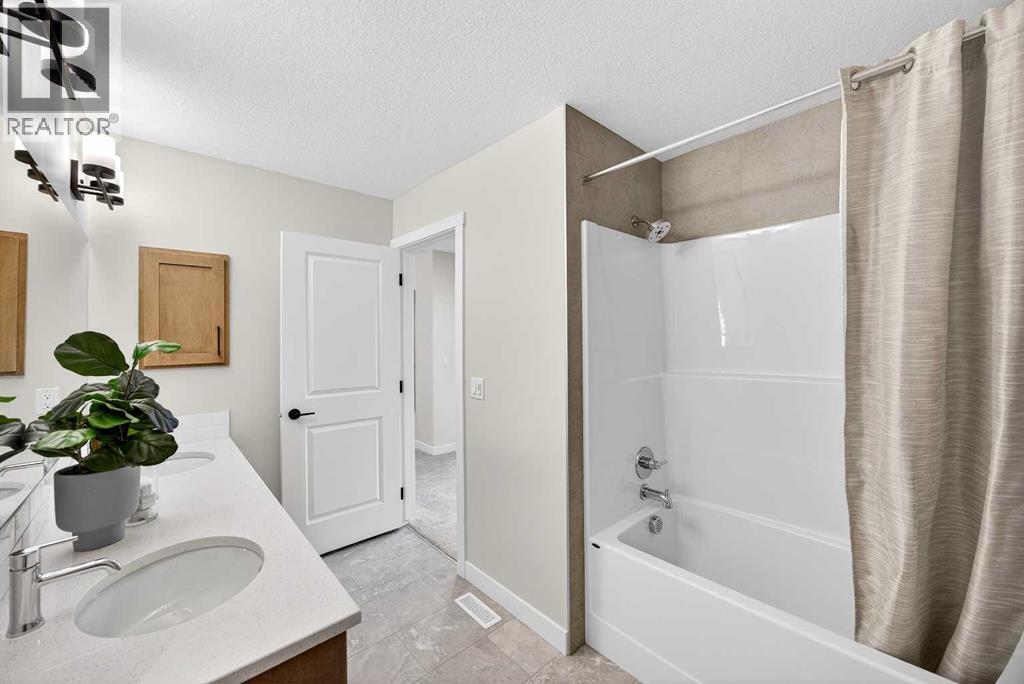 52 Fireside Common SW, Cochrane, Alberta  T4C 3E1 - Photo 40 - A2286463
