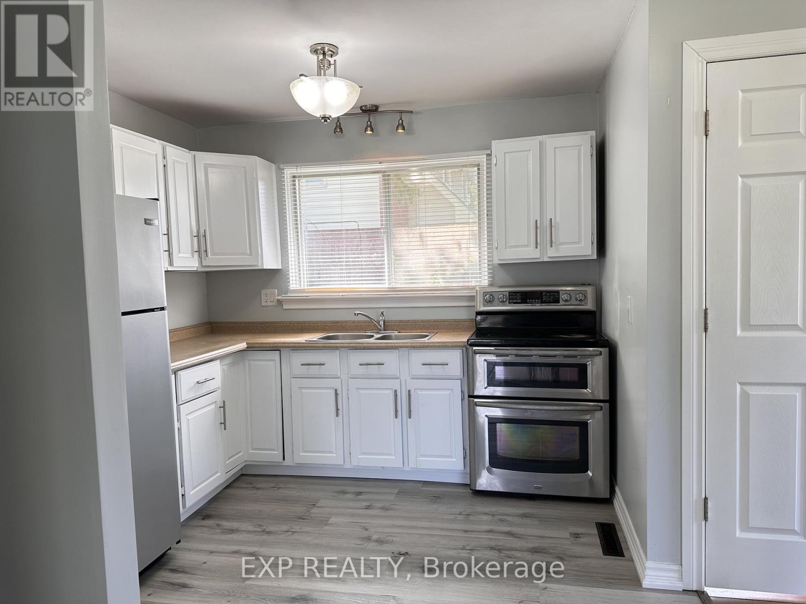 6 Woodland Acres W, Belleville, Ontario  K8N 4K1 - Photo 6 - X13114242