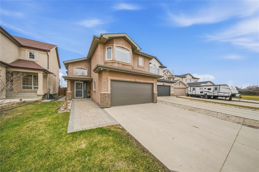 91 Rick Boychuk Bay, Winnipeg, Manitoba  R2C 3A2 - Photo 1 - 202609950