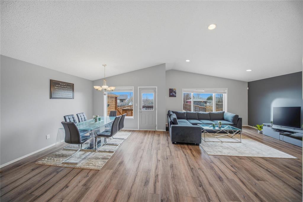 91 Rick Boychuk Bay, Winnipeg, Manitoba  R2C 3A2 - Photo 8 - 202609950