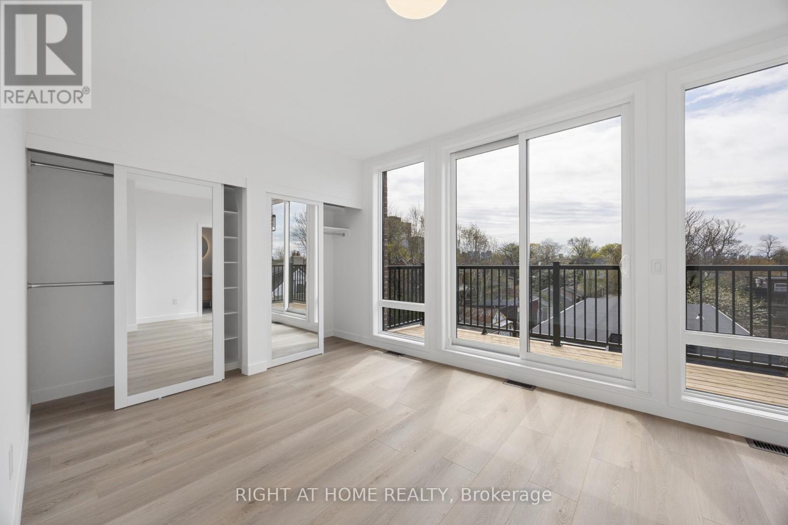 9 - 91 Barton Avenue, Toronto, Ontario  M6G 1P7 - Photo 10 - C13088076