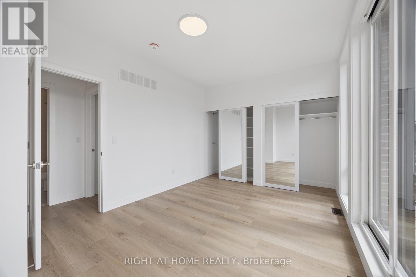 9 - 91 Barton Avenue, Toronto, Ontario  M6G 1P7 - Photo 13 - C13088076