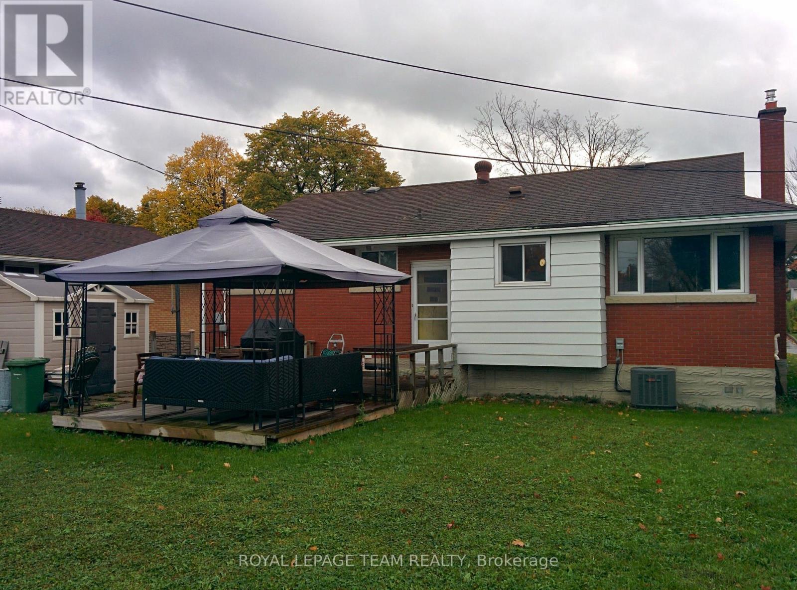 753 Dickens Avenue, Ottawa, Ontario  K1G 2X9 - Photo 23 - X13114280