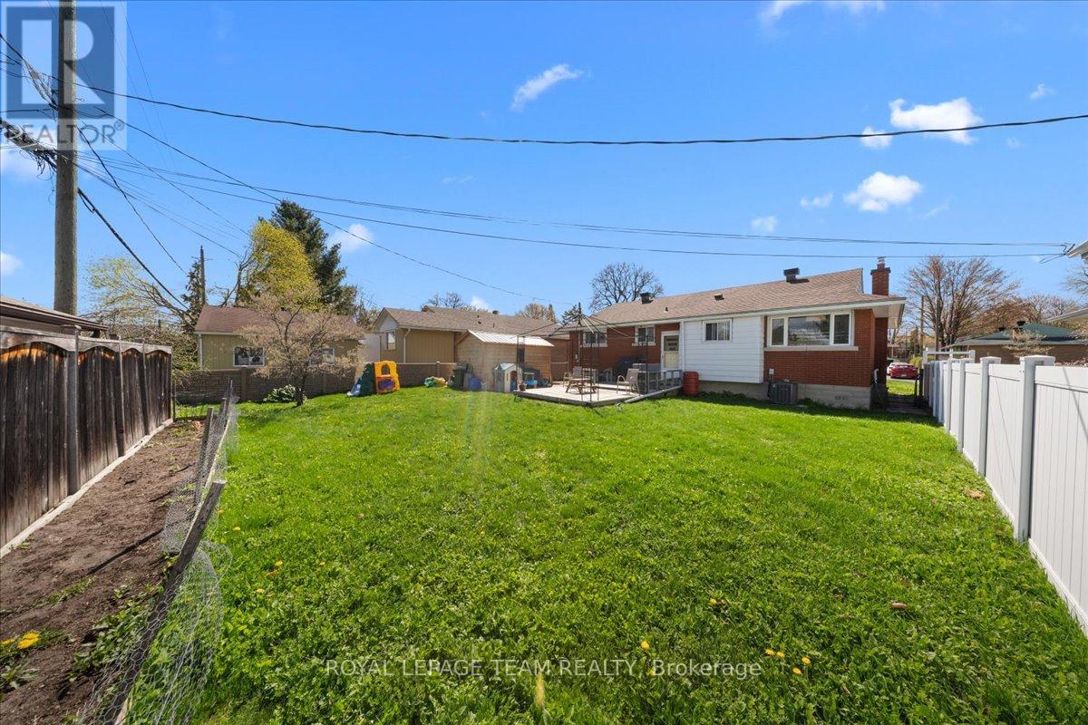 753 Dickens Avenue, Ottawa, Ontario  K1G 2X9 - Photo 24 - X13114280