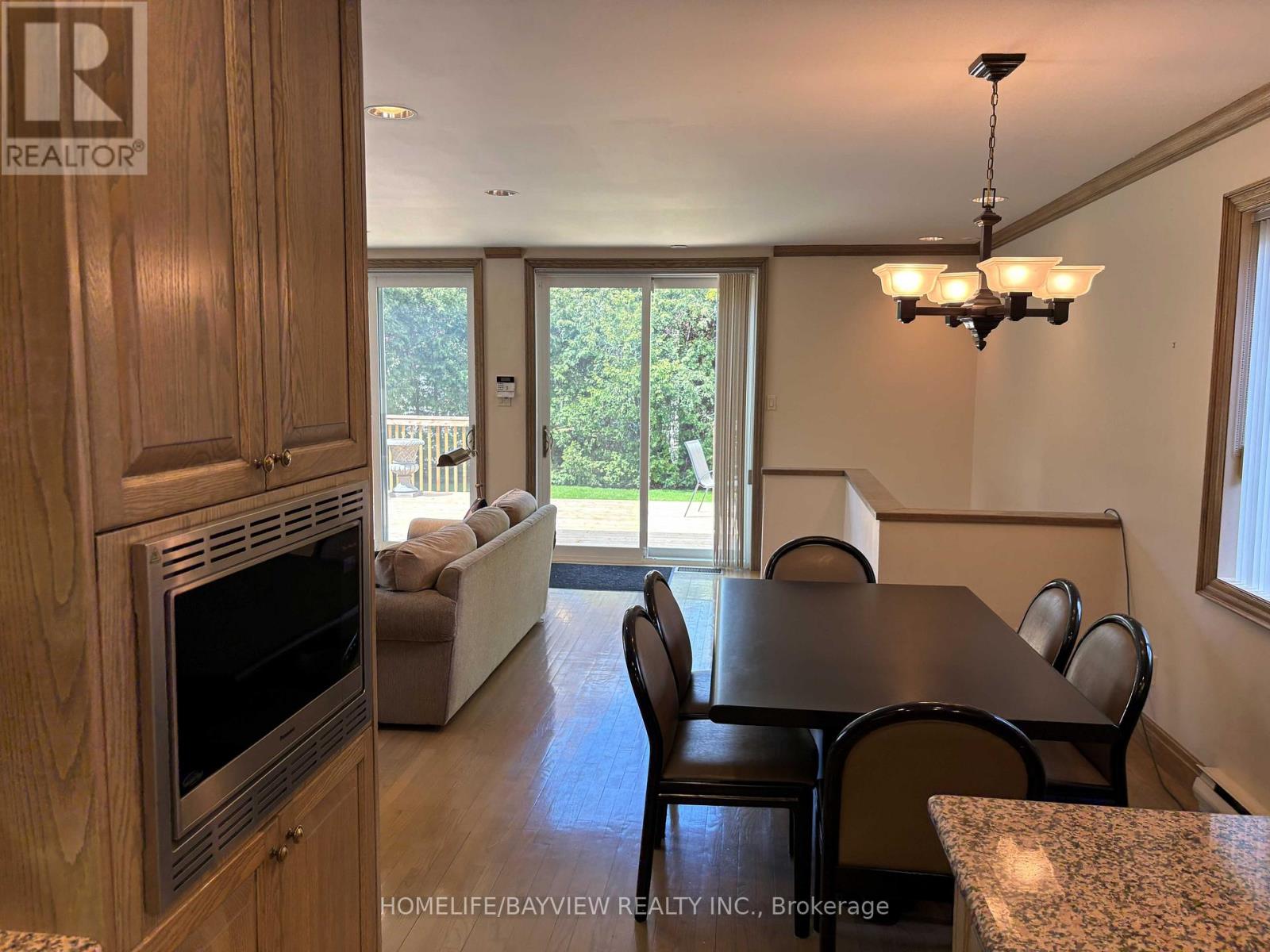 15 Glen Rush Boulevard, Toronto, Ontario  M5N 2T4 - Photo 19 - C13114274