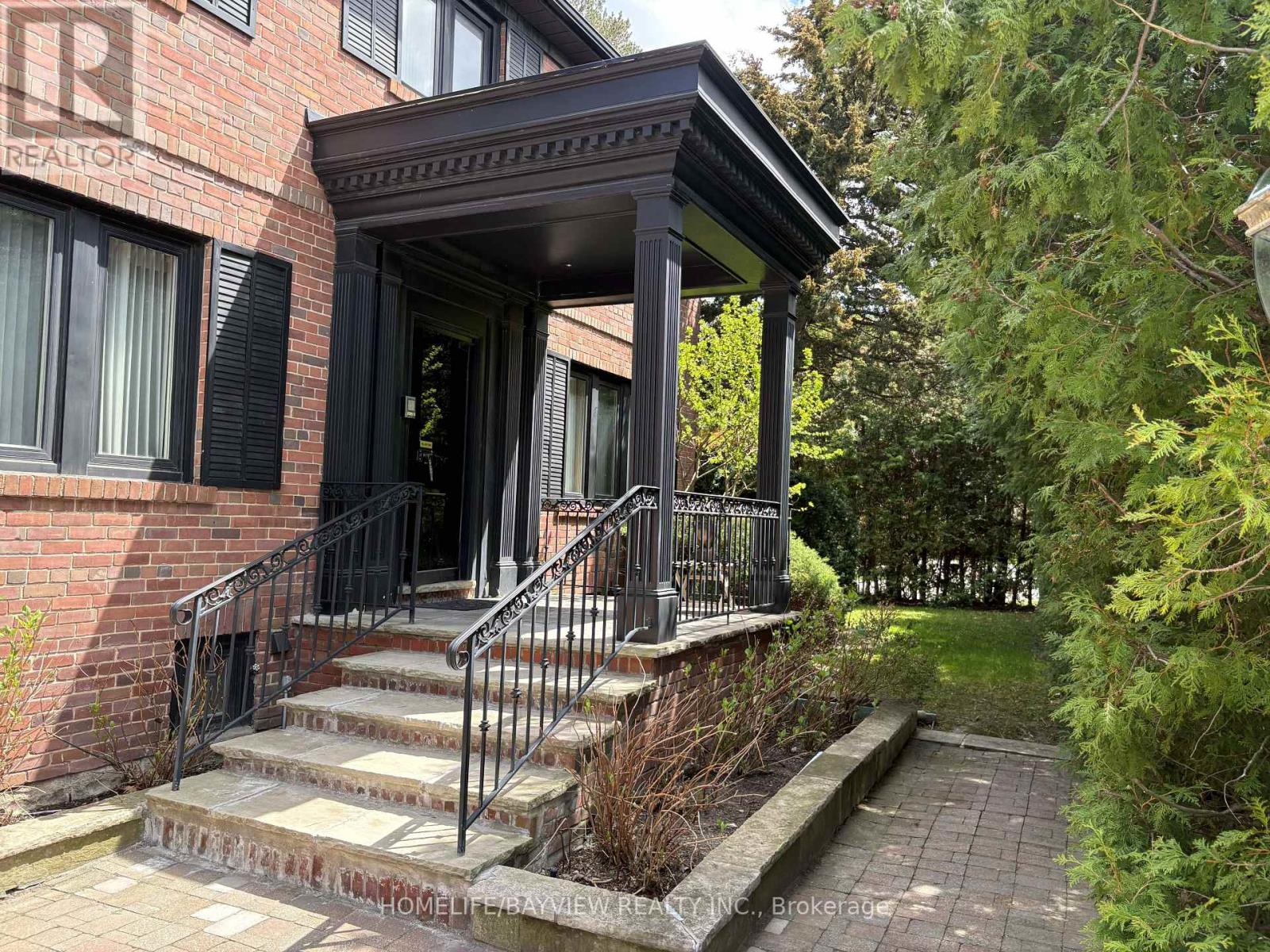 15 Glen Rush Boulevard, Toronto, Ontario  M5N 2T4 - Photo 4 - C13114274