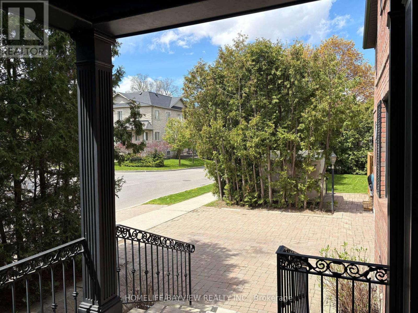 15 Glen Rush Boulevard, Toronto, Ontario  M5N 2T4 - Photo 6 - C13114274