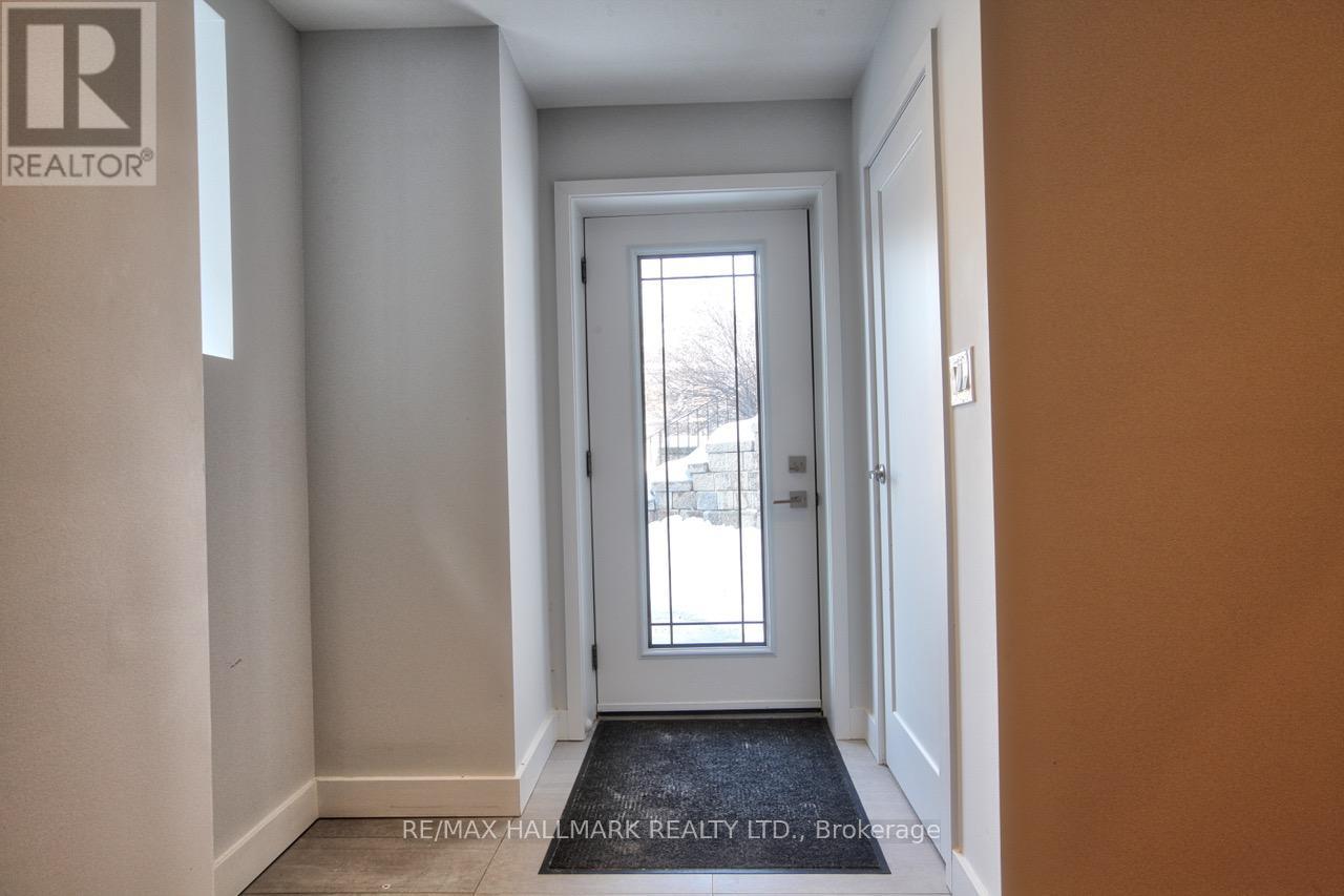 Ground - 73 Lawrence Avenue E, Toronto, Ontario  M4N 1S5 - Photo 11 - C13114300