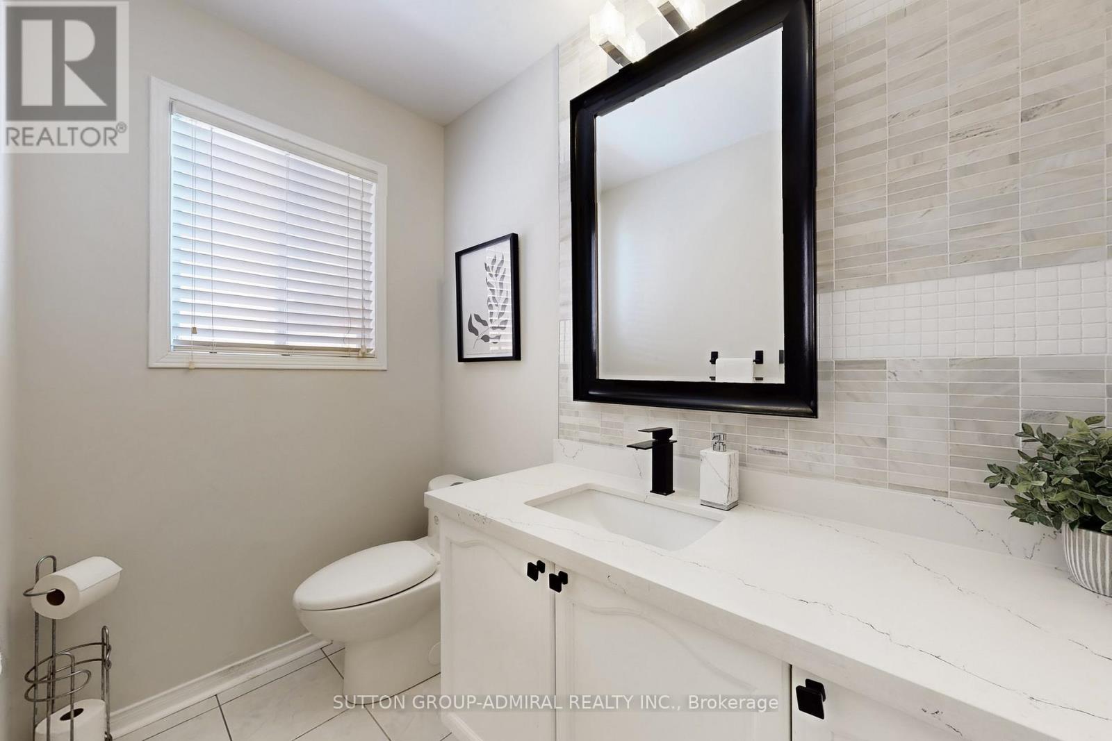 284 Lancrest Street, Pickering, Ontario  L1V 6N3 - Photo 18 - E13114272