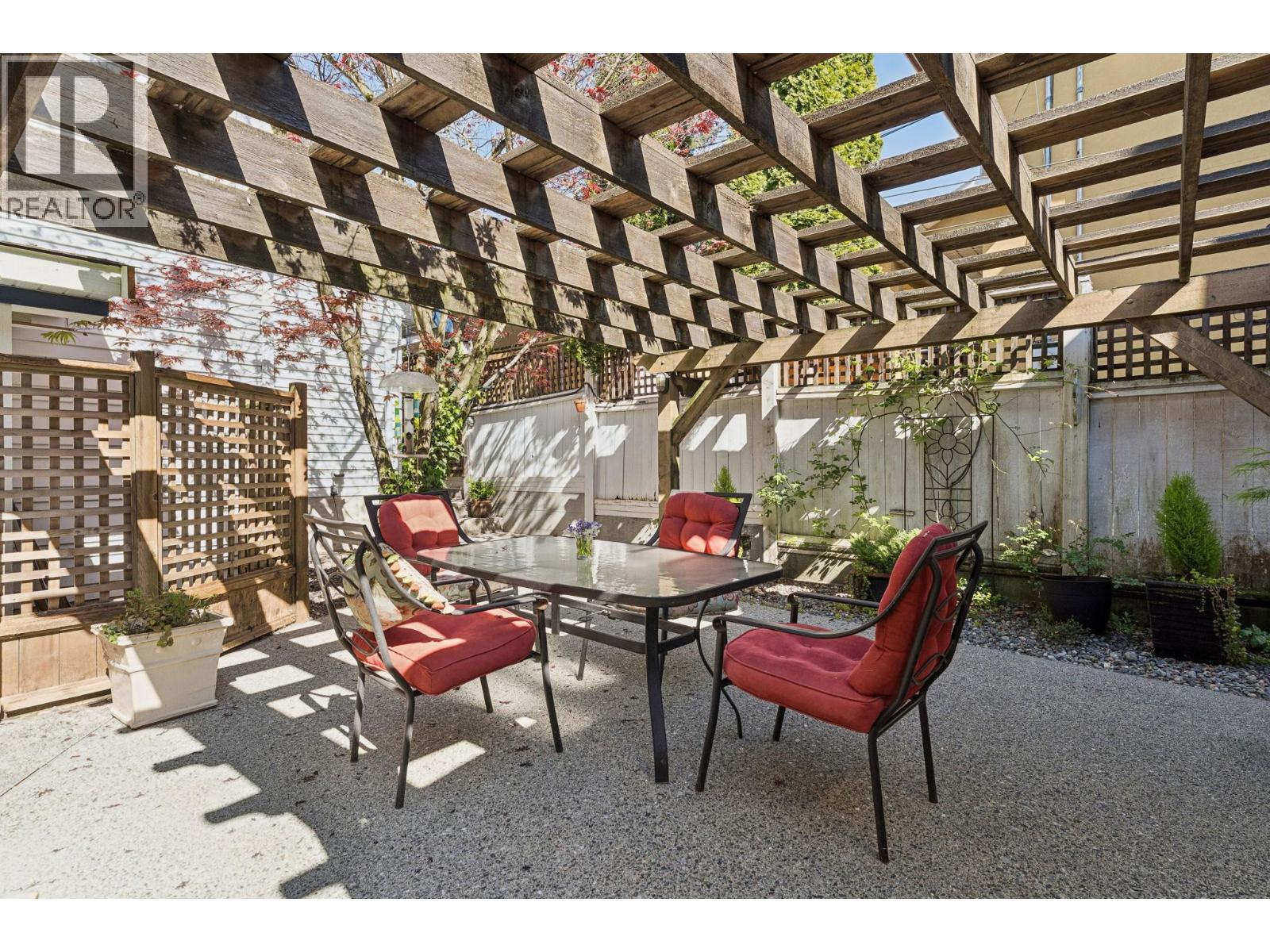 408 E 2nd Street, North Vancouver, British Columbia  V7L 1C8 - Photo 17 - R3116399