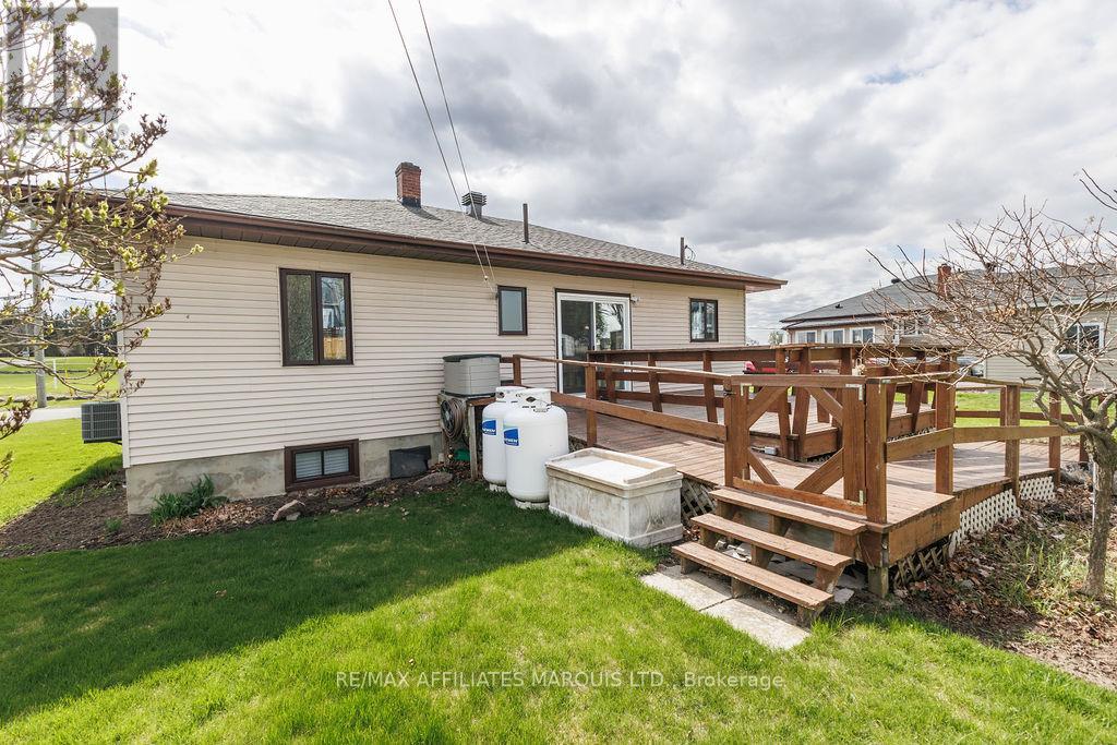 137 Park Avenue, North Glengarry, Ontario  K0C 1A0 - Photo 41 - X12821096