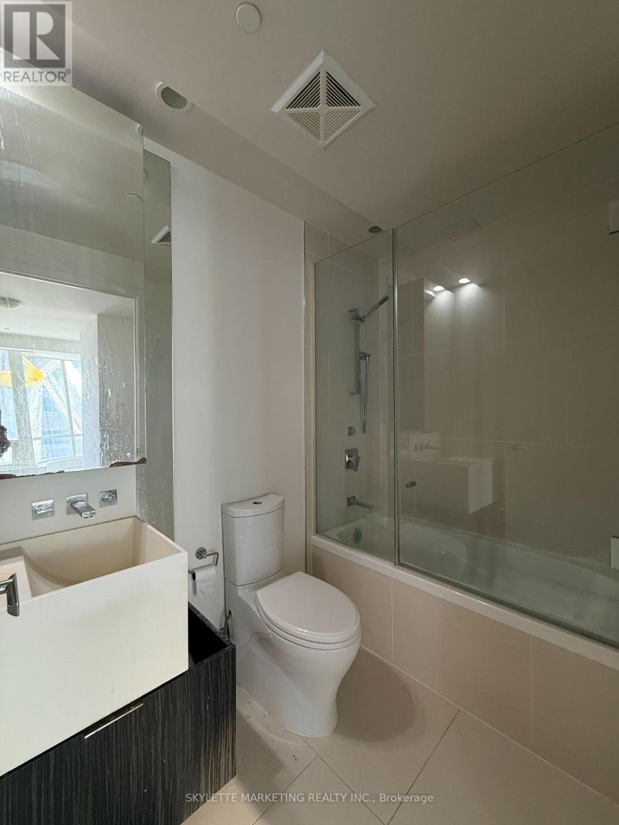 422 - 1 Bloor Street E, Toronto, Ontario  M4W 0A8 - Photo 21 - C12887262