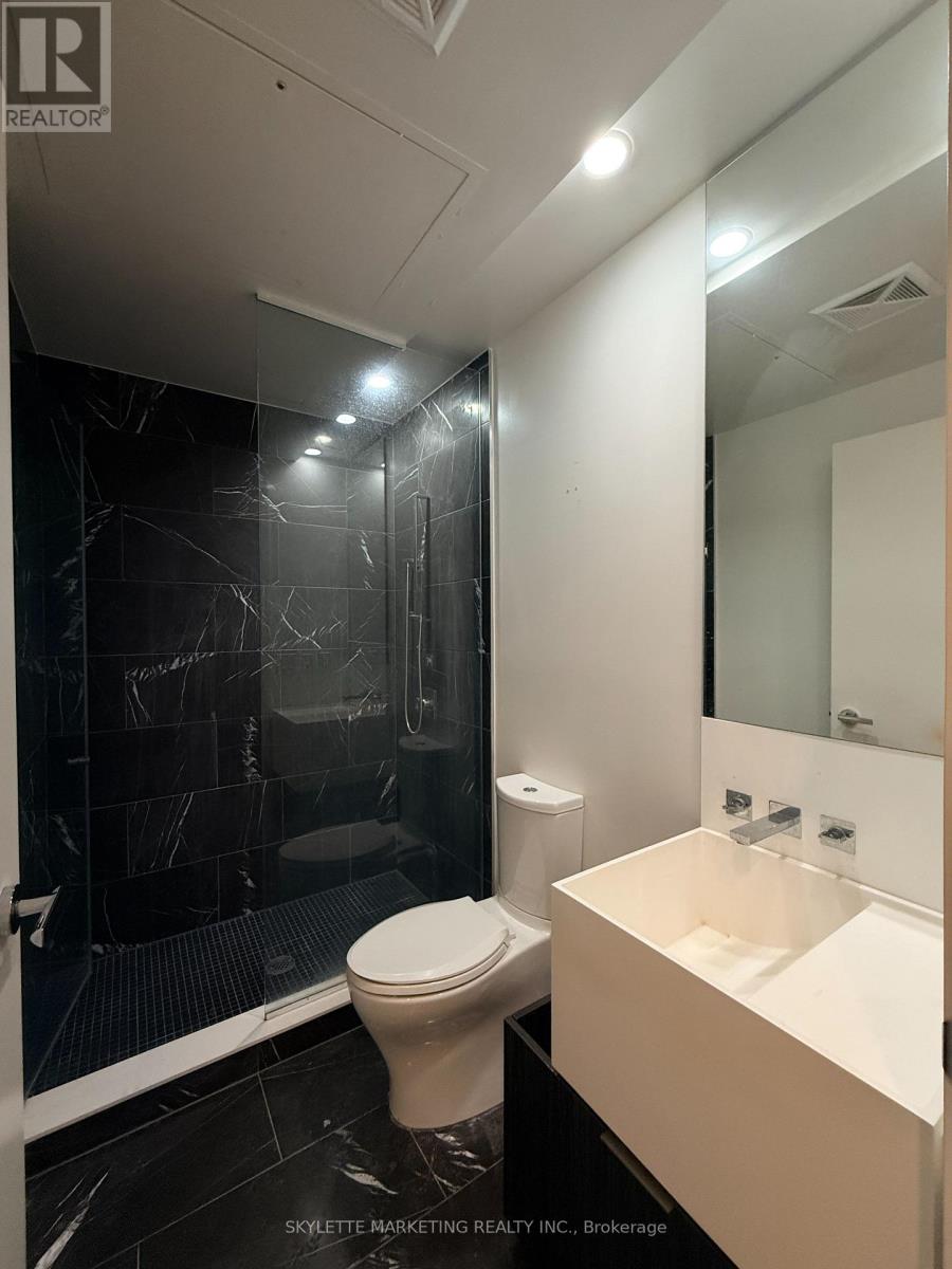 422 - 1 Bloor Street E, Toronto, Ontario  M4W 0A8 - Photo 18 - C12887262