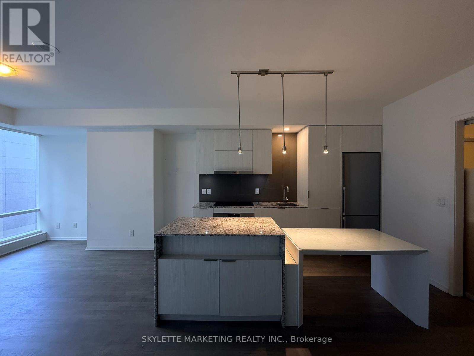 422 - 1 Bloor Street E, Toronto, Ontario  M4W 0A8 - Photo 10 - C12887262
