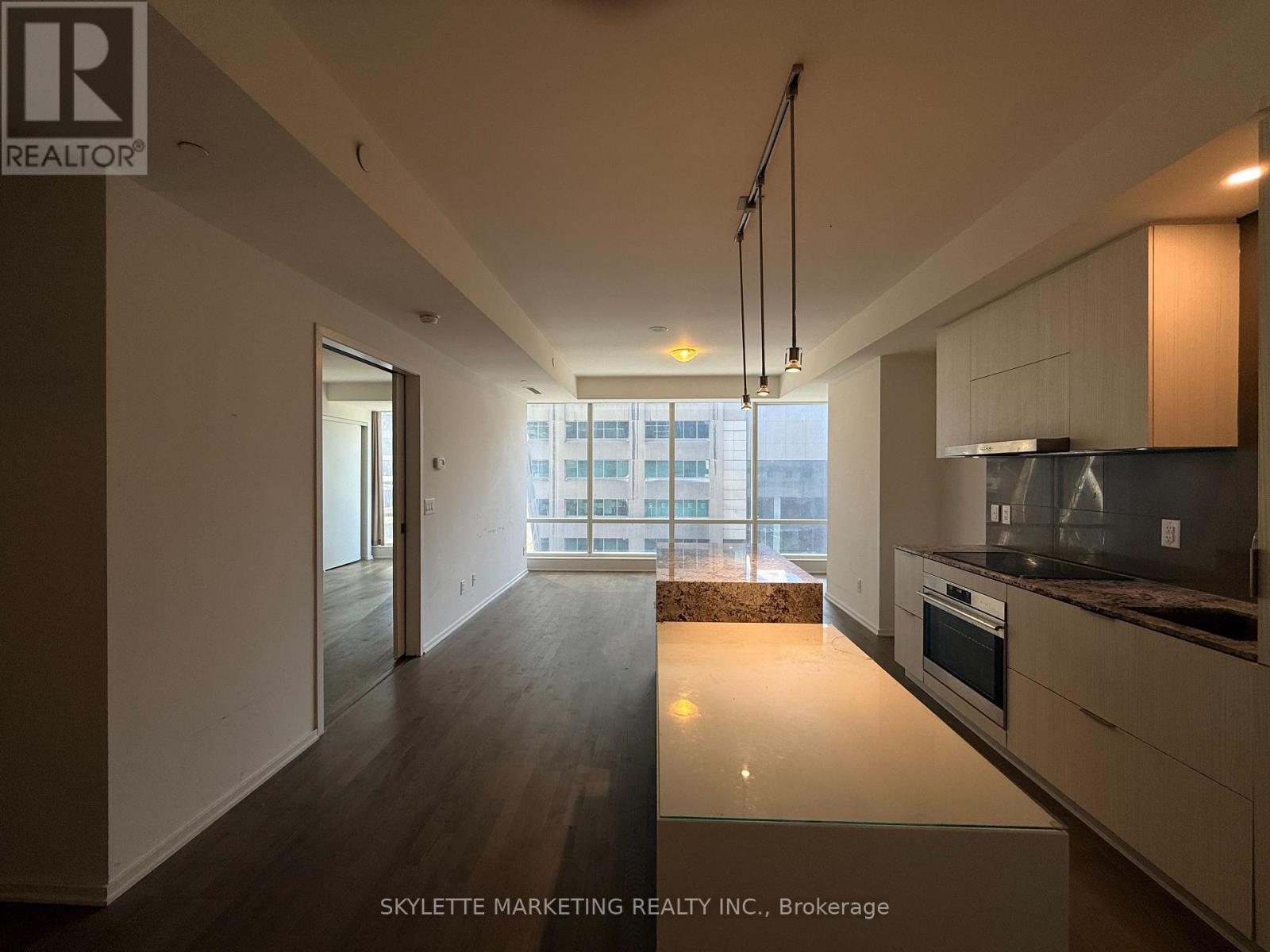 422 - 1 Bloor Street E, Toronto, Ontario  M4W 0A8 - Photo 16 - C12887262