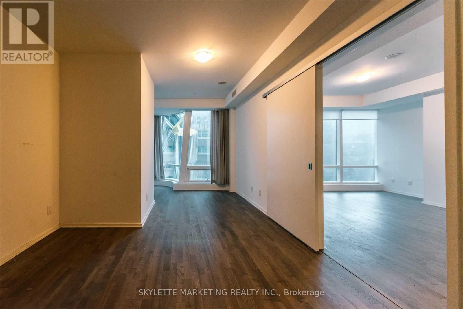 422 - 1 Bloor Street E, Toronto, Ontario  M4W 0A8 - Photo 24 - C12887262