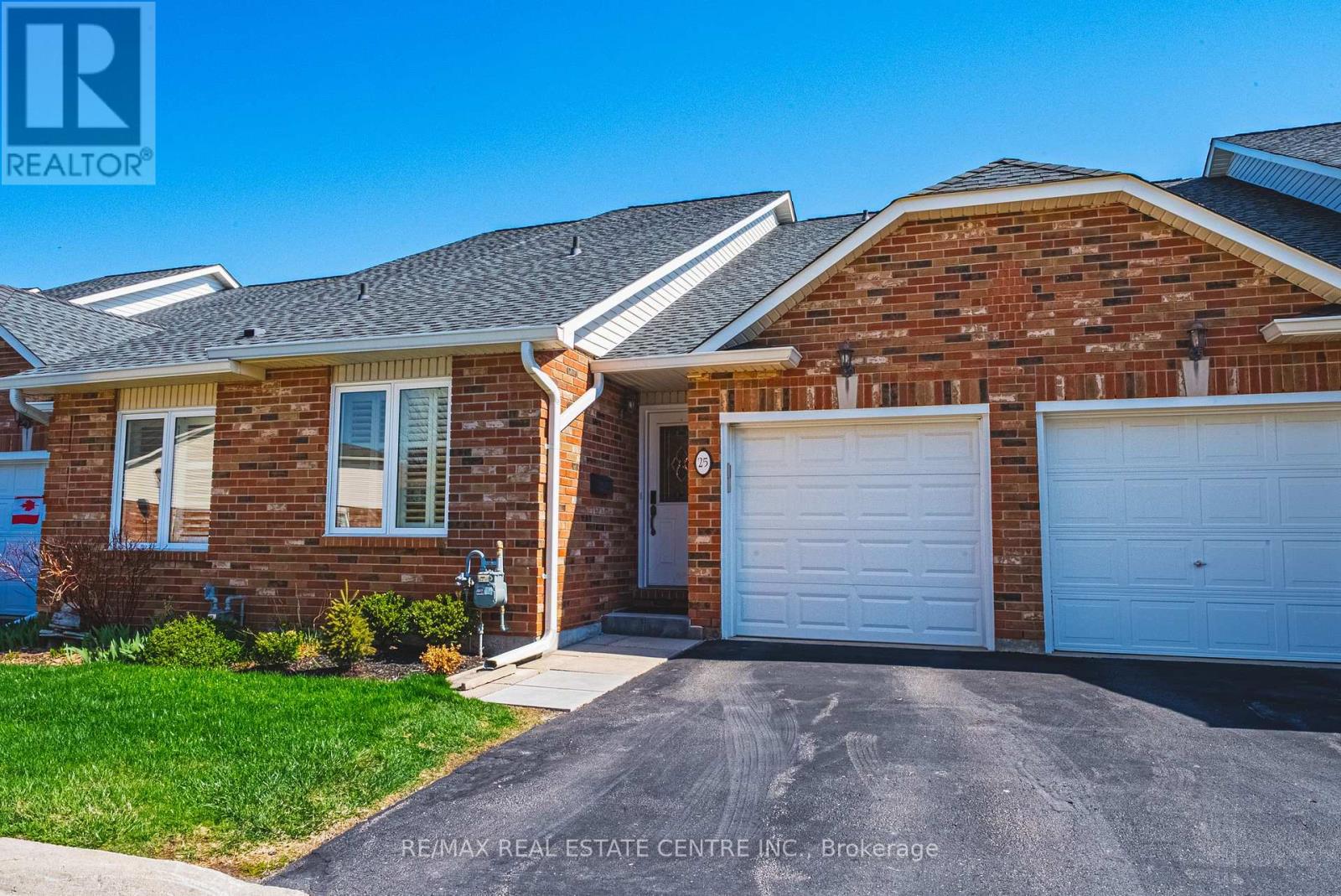 25 - 222 FELLOWES CRESCENT, Hamilton, Ontario