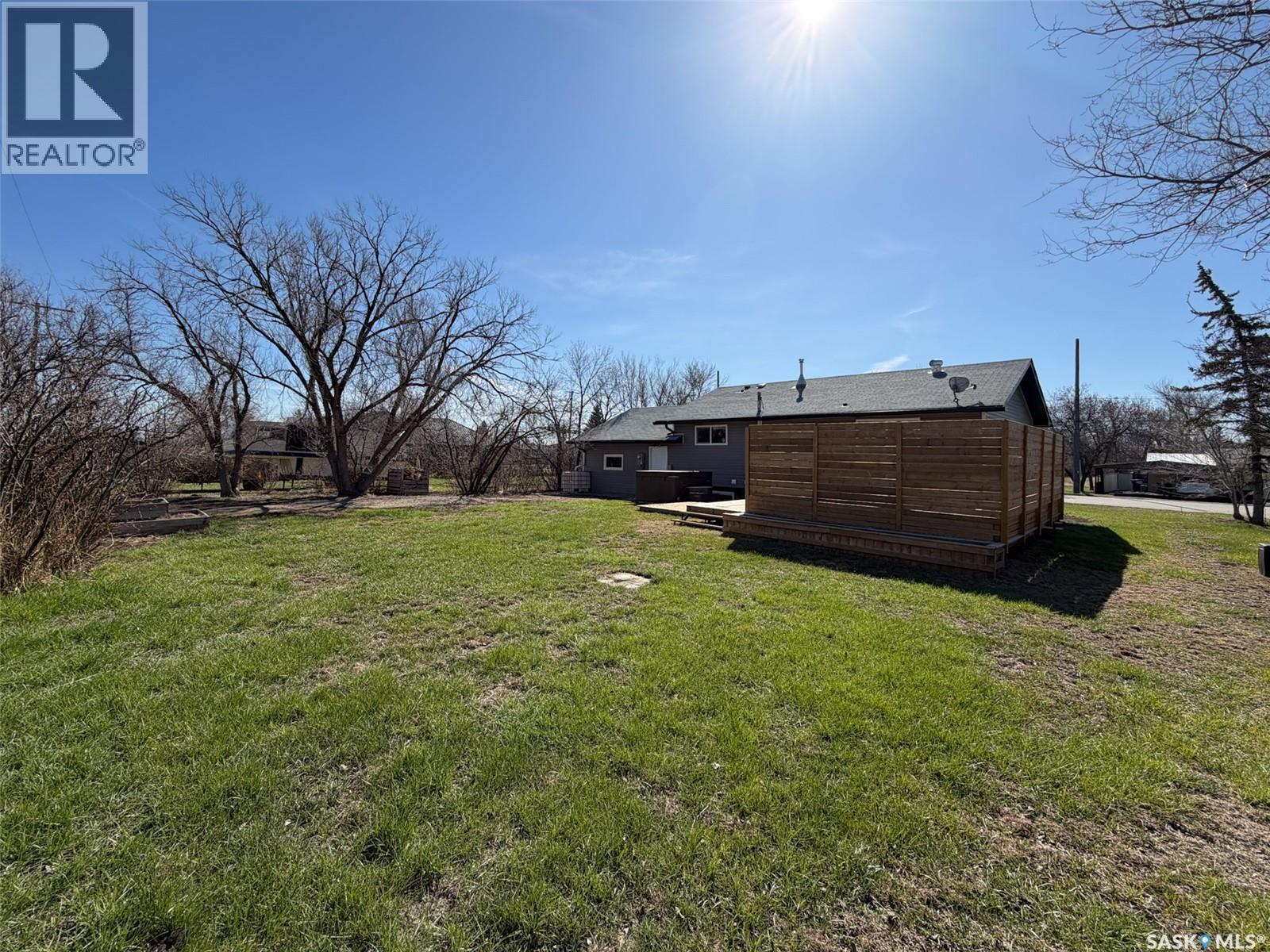 211 2nd Street S, Cabri, Saskatchewan  S0N 0J0 - Photo 49 - SK035670