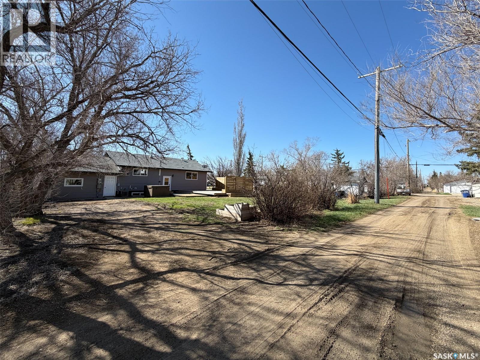 211 2nd Street S, Cabri, Saskatchewan  S0N 0J0 - Photo 50 - SK035670