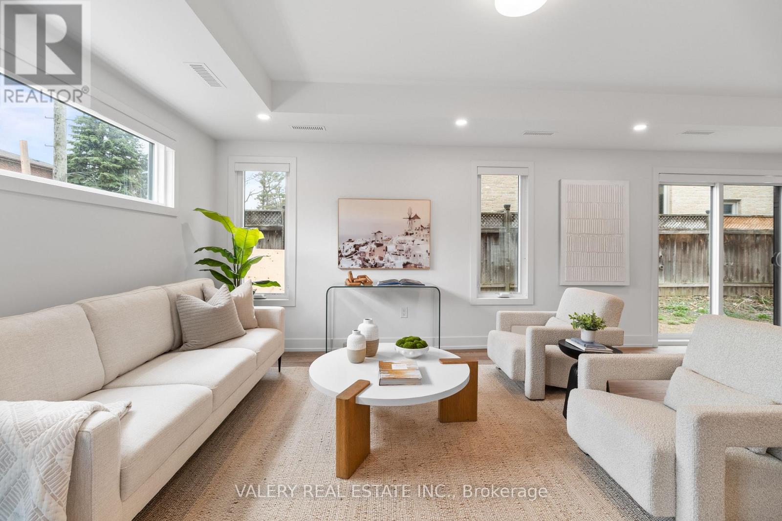 5 - 15 Acorn Avenue, Toronto, Ontario  M9B 3P7 - Photo 6 - W13114276