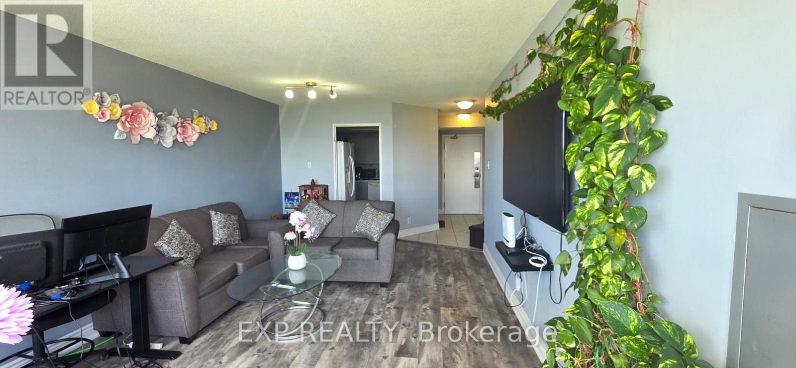 621 - 6 Humberline Drive, Toronto, Ontario  M9W 6X8 - Photo 6 - W13114286