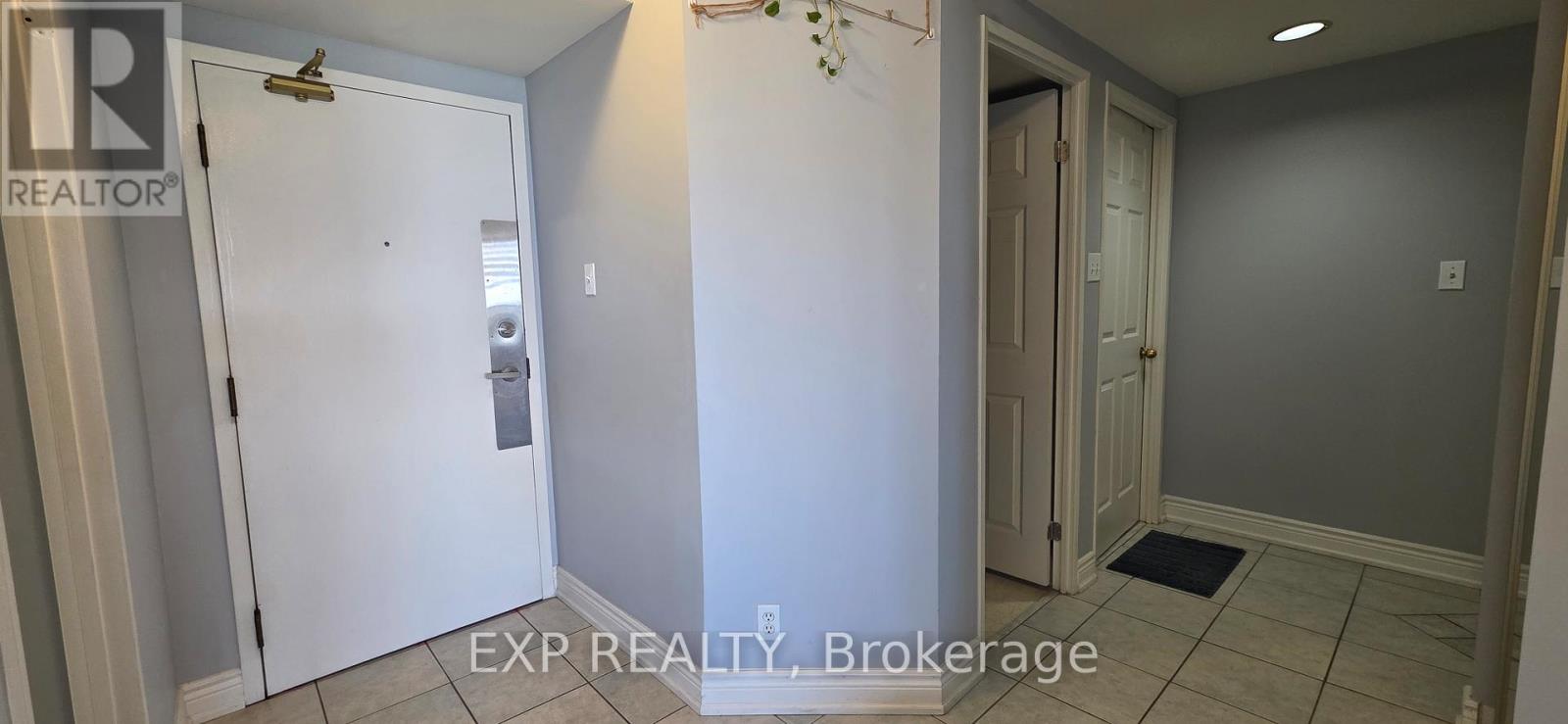 621 - 6 Humberline Drive, Toronto, Ontario  M9W 6X8 - Photo 7 - W13114286