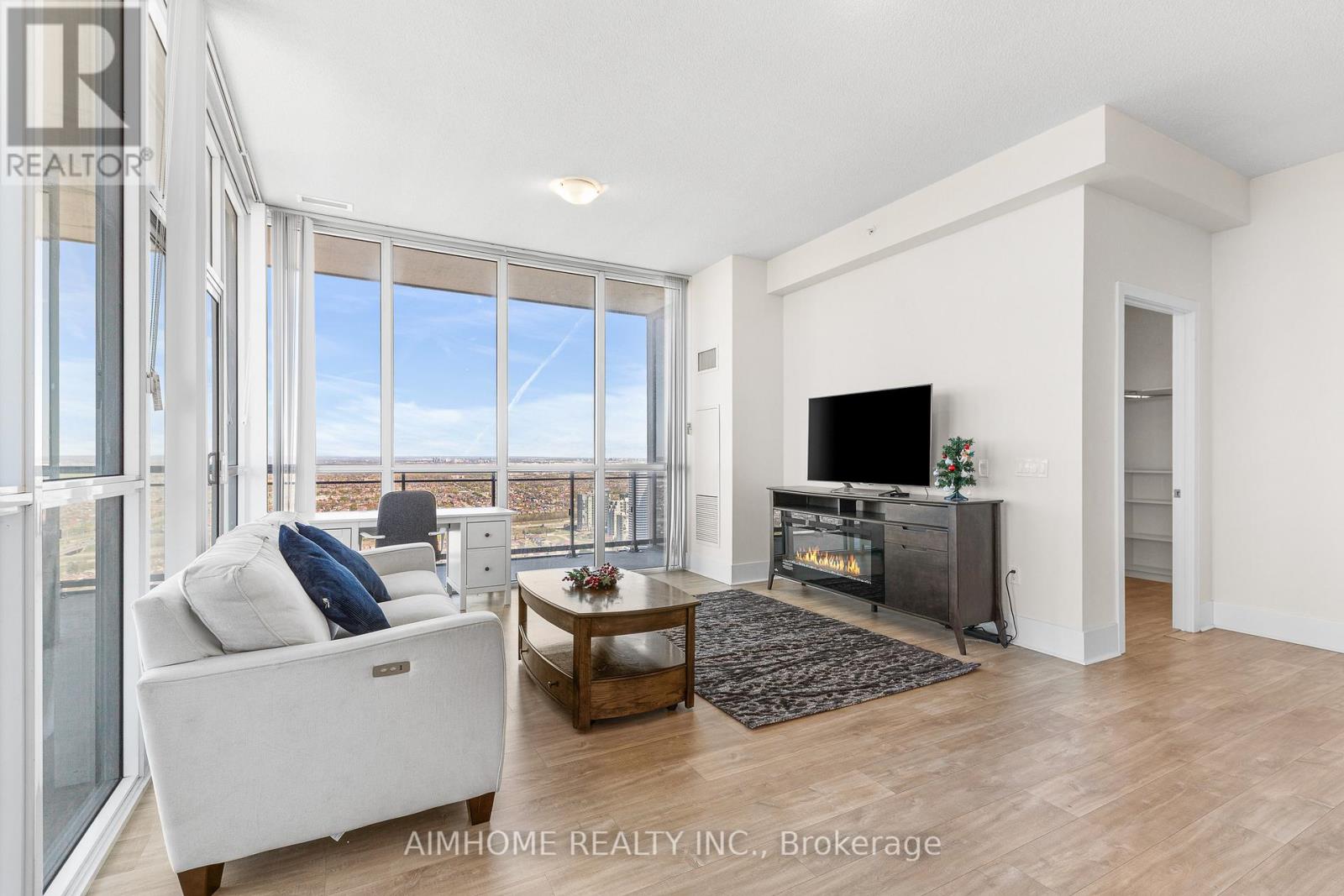 4604 - 3975 Grand Park Drive, Mississauga, Ontario  L5B 0K4 - Photo 6 - W13114292