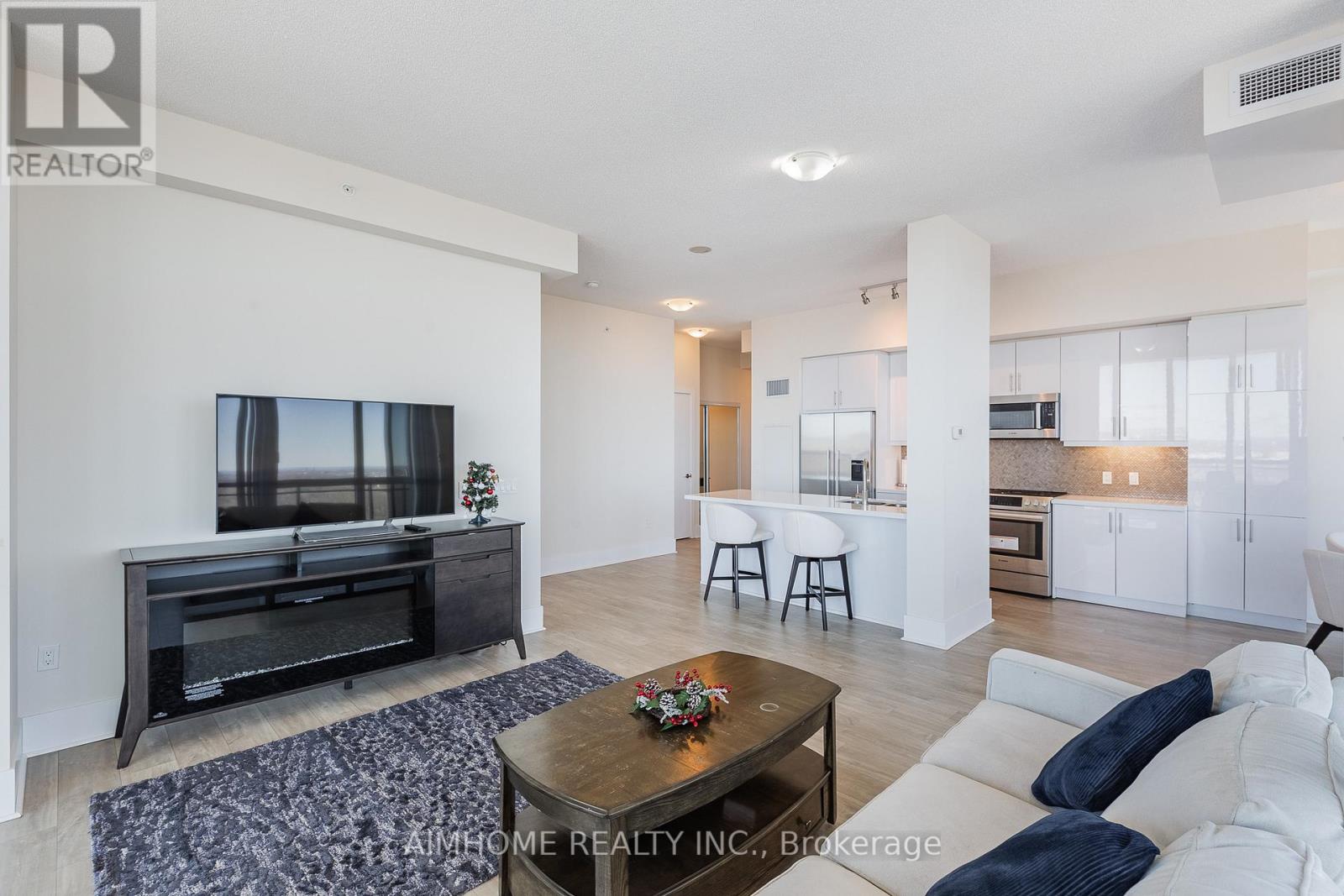 4604 - 3975 Grand Park Drive, Mississauga, Ontario  L5B 0K4 - Photo 8 - W13114292