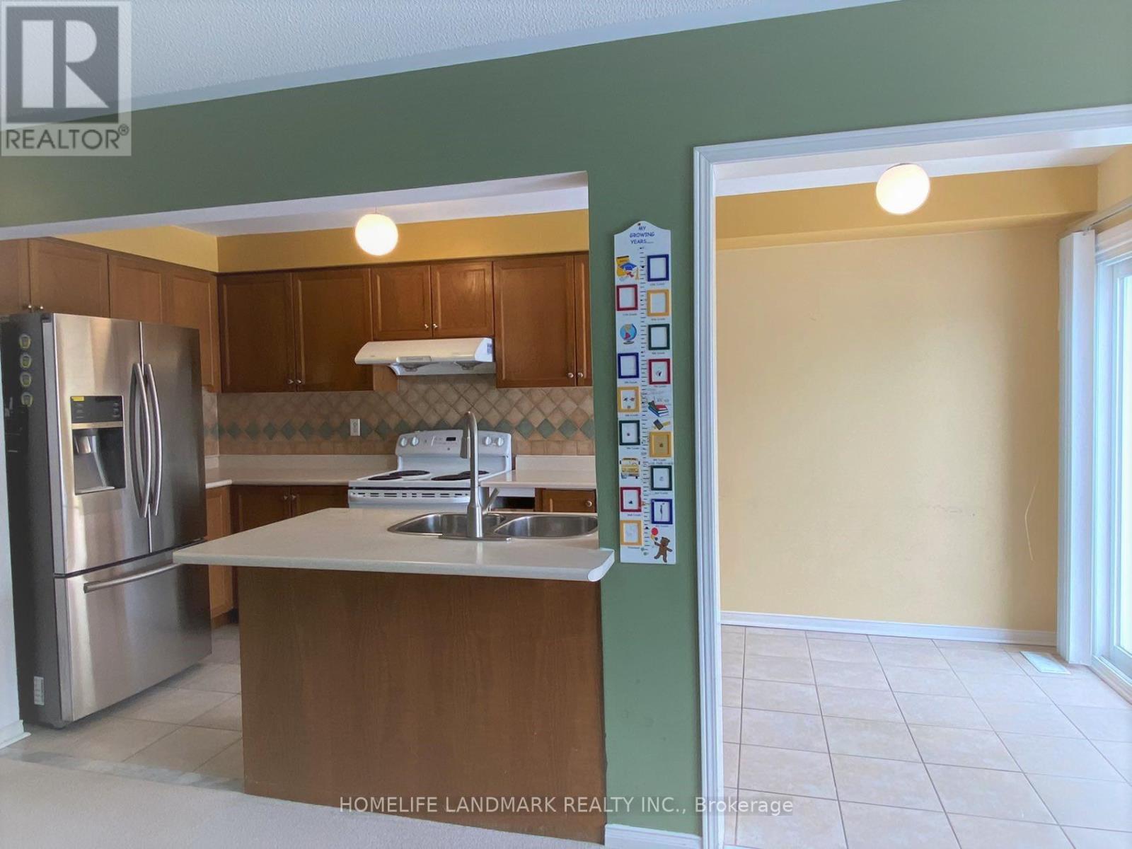 2 - 1575 South Parade Court, Mississauga, Ontario  L5M 6E9 - Photo 3 - W13114302